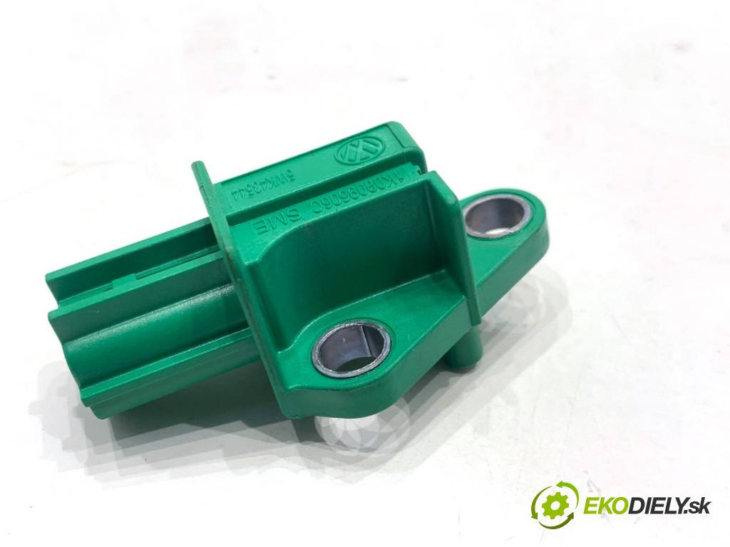 AUDI A4 B8 Kombi 2013 130 kW 2.0 TDI quattro 1968 Snímač nárazu 1K0909606C (Snímač nárazu)