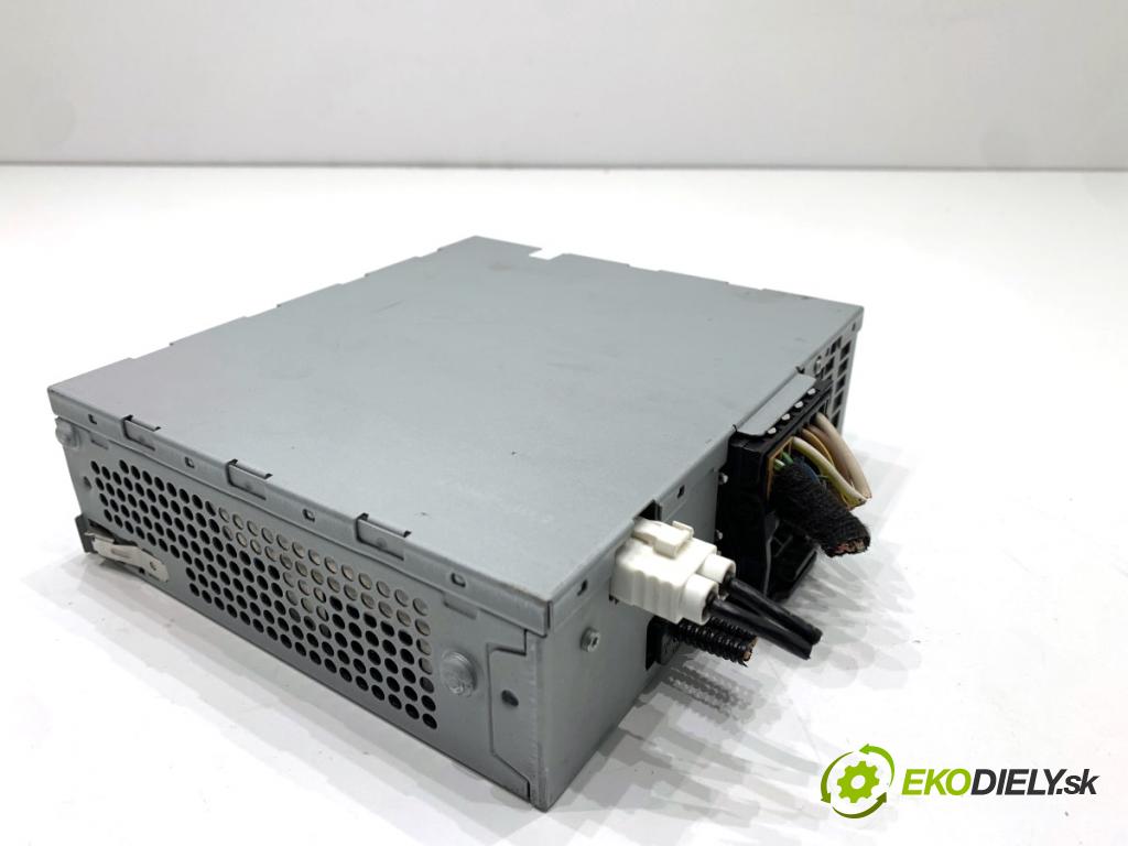 AUDI A4 B8 Kombi 2013 130 kW 2.0 TDI quattro 1968 TUNER radia 4G0035056J