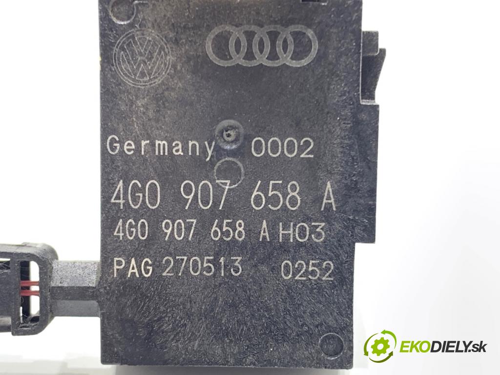 AUDI A4 B8 Kombi 2013 130 kW 2.0 TDI quattro 1968 Snímač kvality vzduchu 8K0907658