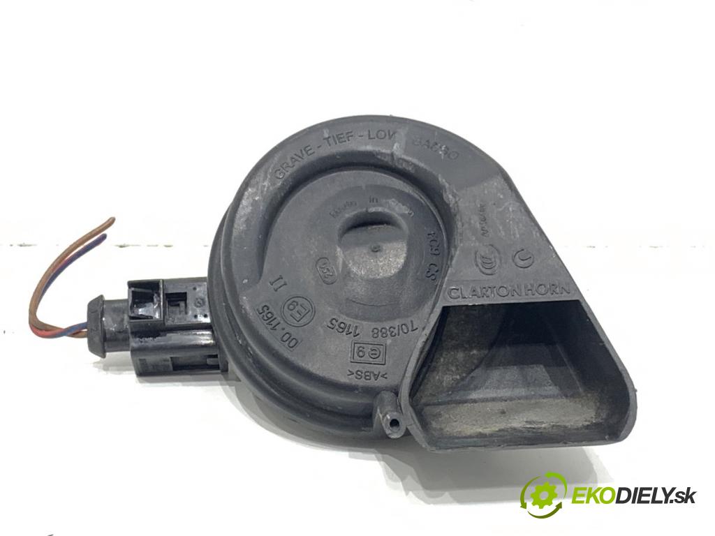AUDI A4 B8 Kombi 2013 130 kW 2.0 TDI quattro 1968 klaksón 8T0951221