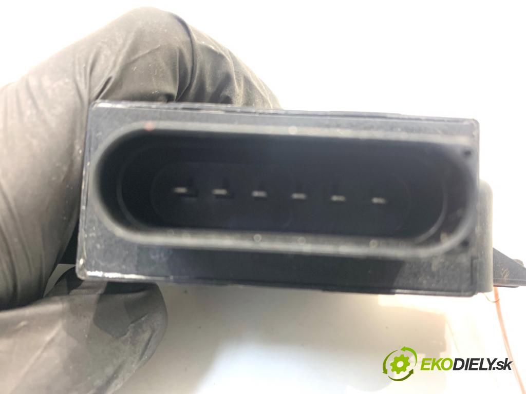 AUDI A4 B8 Kombi 2013 130 kW 2.0 TDI quattro 1968 Modul pumpy paliva 4G0906093F