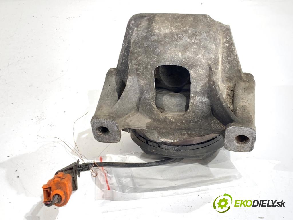 AUDI A4 B8 Kombi 2013 130 kW 2.0 TDI quattro 1968 AirBag Motor ľavy 8R0199381