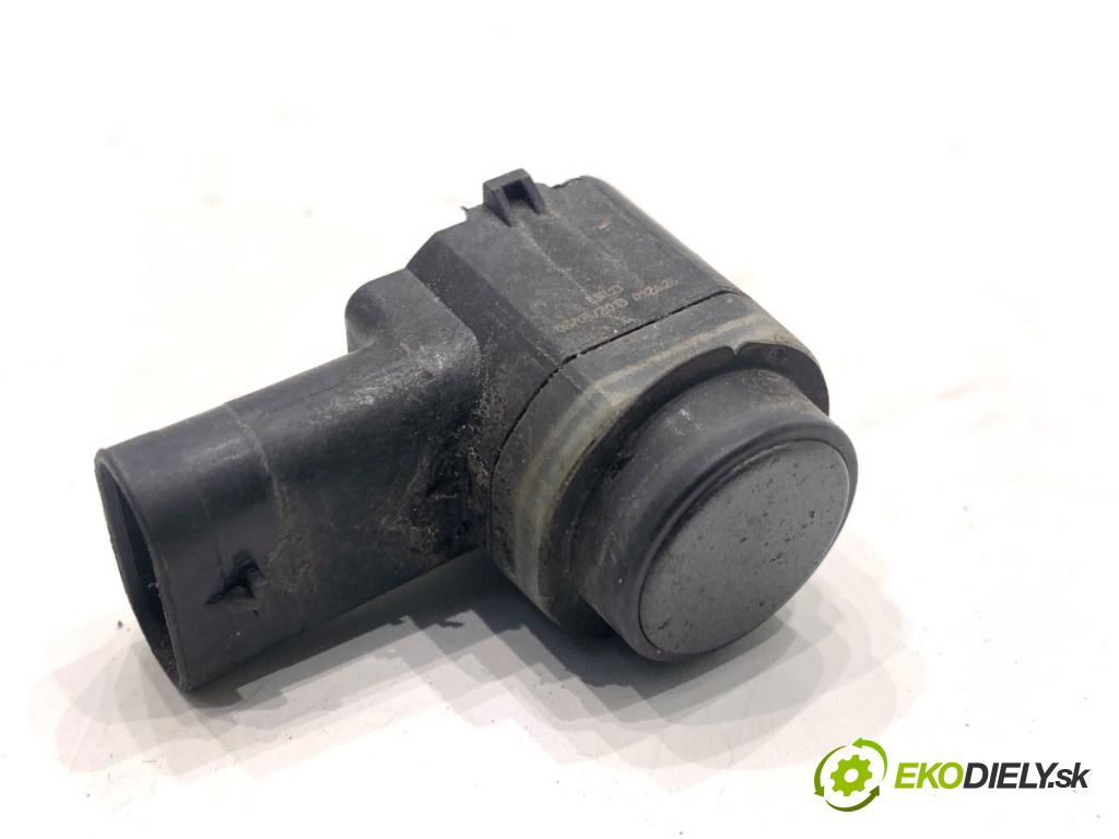 AUDI A4 B8 Kombi 2013 130 kW 2.0 TDI quattro 1968 Snímač PDC 1S0919275