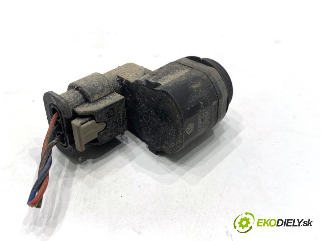 AUDI A4 B8 Kombi 2013 130 kW 2.0 TDI quattro 1968 Snímač PDC 1S0919275