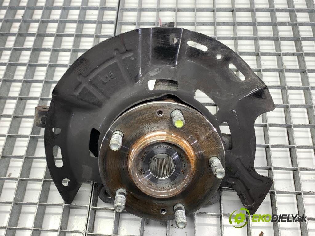 HYUNDAI i30  2024 71 kW 1.5 DPI   (1498 ccm / 71 kW / 97 KM) 1498 náboj ľavy predný 