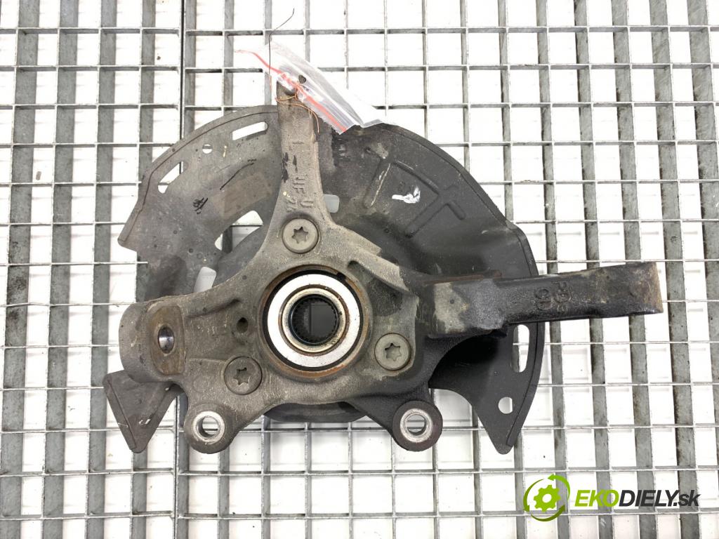 HYUNDAI i30  2024 71 kW 1.5 DPI   (1498 ccm / 71 kW / 97 KM) 1498 náboj levý přední část