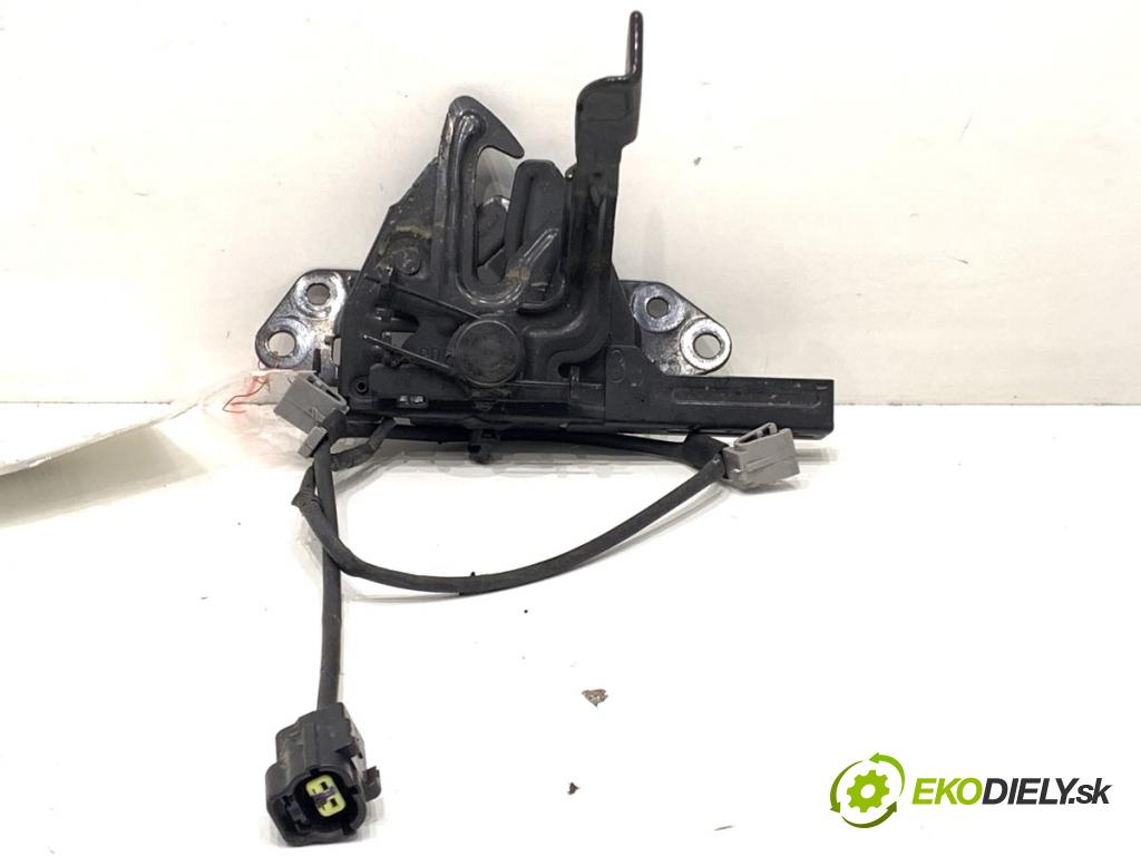 HYUNDAI i30  2024 71 kW 1.5 DPI   (1498 ccm / 71 kW / 97 KM) 1498 zámok kapoty predný 