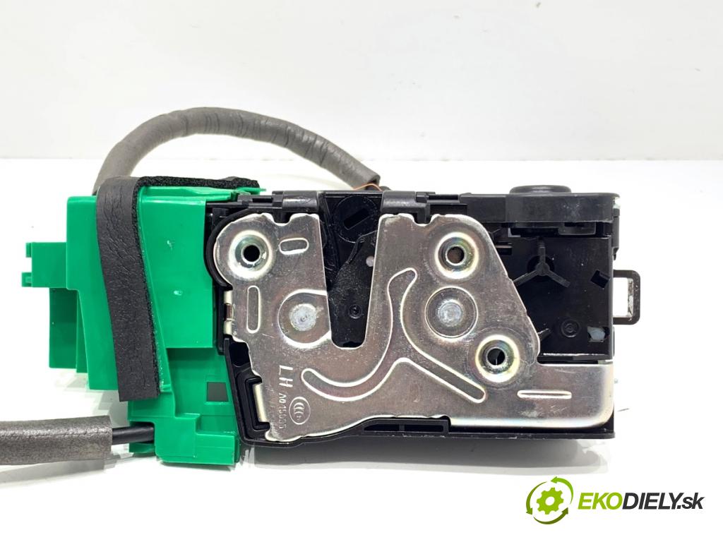 HYUNDAI i30  2024 71 kW 1.5 DPI   (1498 ccm / 71 kW / 97 KM) 1498 zámok Dvere ľavy predný 81310-G3010