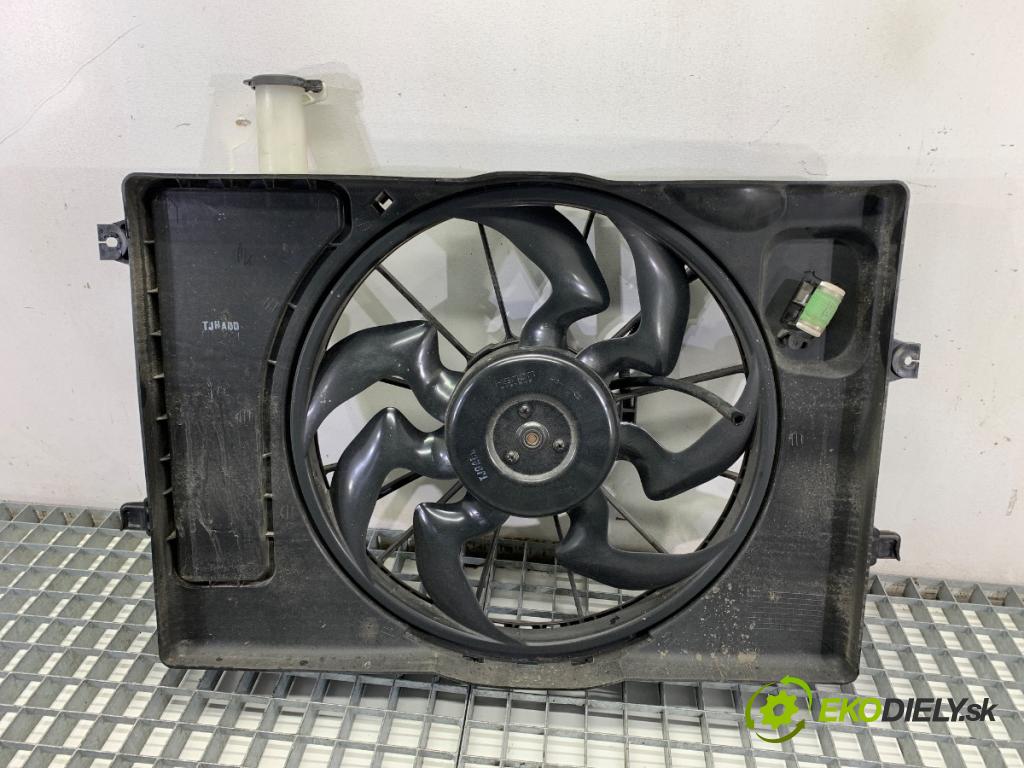 HYUNDAI i30  2024 71 kW 1.5 DPI   (1498 ccm / 71 kW / 97 KM) 1498 Ventilátor chladiča 25304-J7090 (Ventilátor)