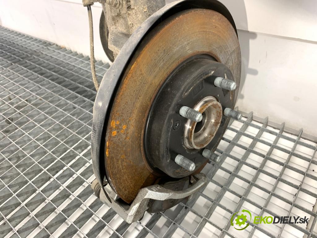 HYUNDAI i30  2024 71 kW 1.5 DPI   (1498 ccm / 71 kW / 97 KM) 1498 Výstuha zad