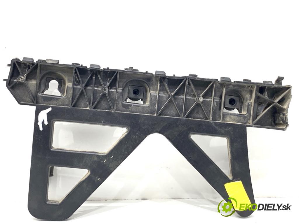 HYUNDAI i30  2024 71 kW 1.5 DPI   (1498 ccm / 71 kW / 97 KM) 1498 úchyt nárazníka pravý zadní část 86616-G4000