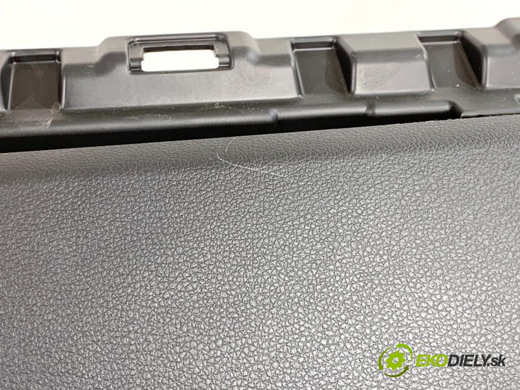 HYUNDAI i30  2024 71 kW 1.5 DPI   (1498 ccm / 71 kW / 97 KM) 1498 Priehradka, kastlík spolujazdca 84541-G4000 (Priehradka (kastlík))