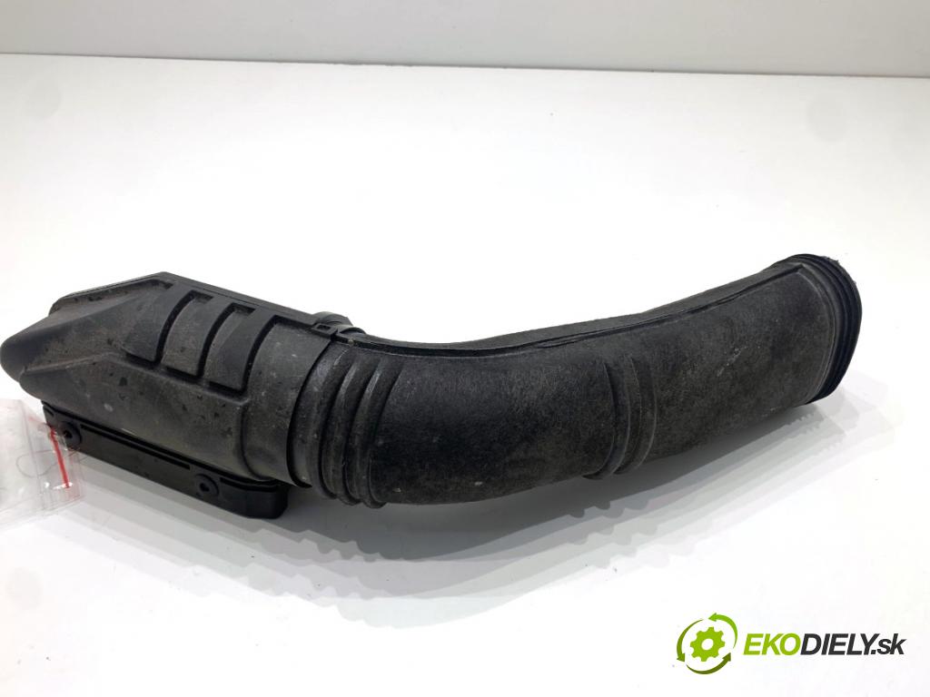 HYUNDAI i30 2024 71 kW 1.5 DPI (1498 ccm / 71 kW / 97 KM) 1498 Rúra vzduchu 28210-G3000