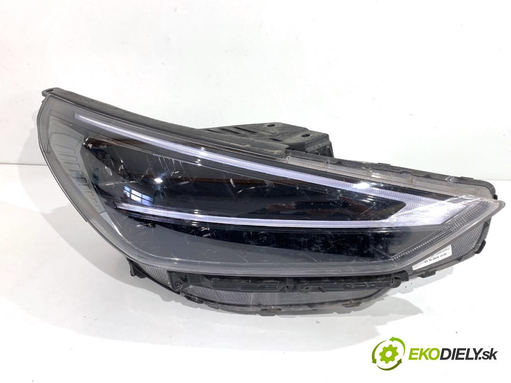 HYUNDAI i30  2024 71 kW 1.5 DPI   (1498 ccm / 71 kW / 97 KM) 1498 světlomet pravý přední část 92102G4600
