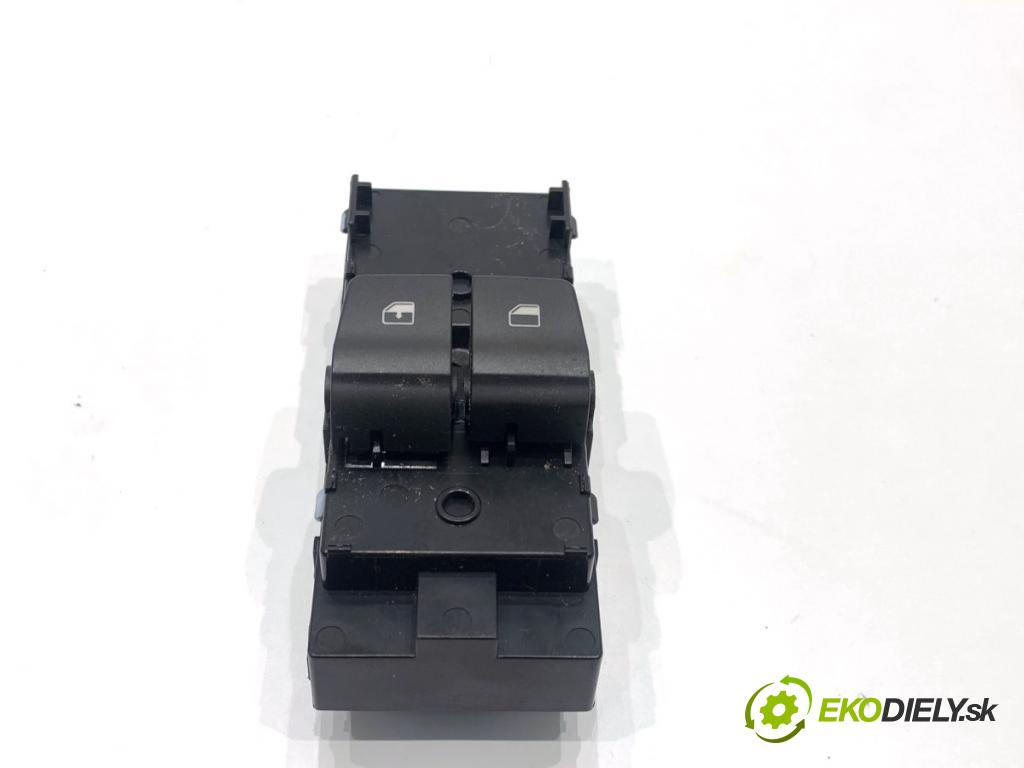 HYUNDAI i30  2024 71 kW 1.5 DPI   (1498 ccm / 71 kW / 97 KM) 1498 Prepínač okien 93571G3080 (Prepínacie páčky pod volantom)