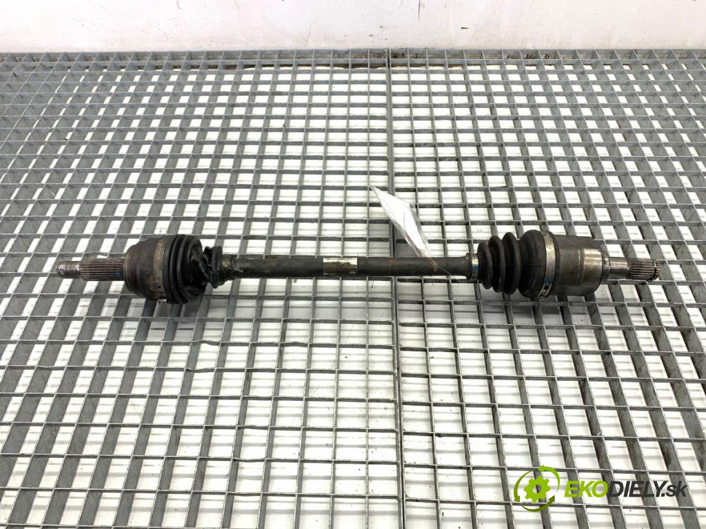 HYUNDAI i30  2024 71 kW 1.5 DPI   (1498 ccm / 71 kW / 97 KM) 1498 poloos levý přední část 49500G4000