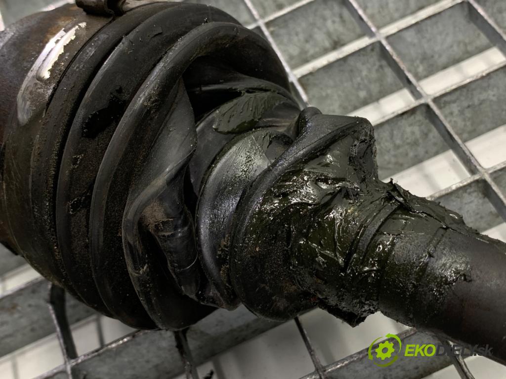 HYUNDAI i30  2024 71 kW 1.5 DPI   (1498 ccm / 71 kW / 97 KM) 1498 Poloos ľavy predný 49500G4000