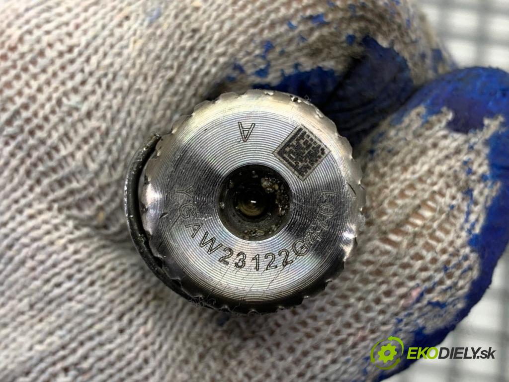 HYUNDAI i30  2024 71 kW 1.5 DPI   (1498 ccm / 71 kW / 97 KM) 1498 Poloos ľavy predný 49500G4000