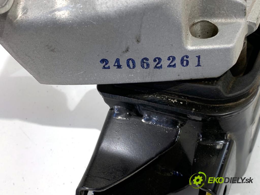 HYUNDAI i30  2024 71 kW 1.5 DPI   (1498 ccm / 71 kW / 97 KM) 1498 AirBag motora levý 21830-G4100