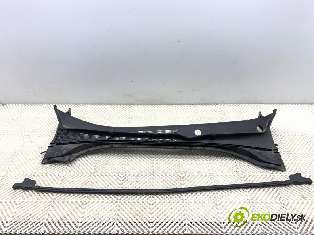 HYUNDAI i30  2024 71 kW 1.5 DPI   (1498 ccm / 71 kW / 97 KM) 1498 torpédo plast pod čelní okno 86150-G4000 (Plast pod čelním sklem)