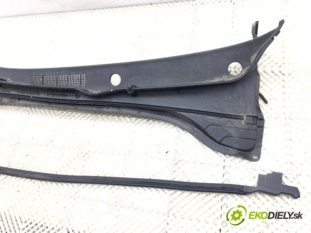 HYUNDAI i30  2024 71 kW 1.5 DPI   (1498 ccm / 71 kW / 97 KM) 1498 torpédo plast pod čelní okno 86150-G4000 (Plast pod čelním sklem)