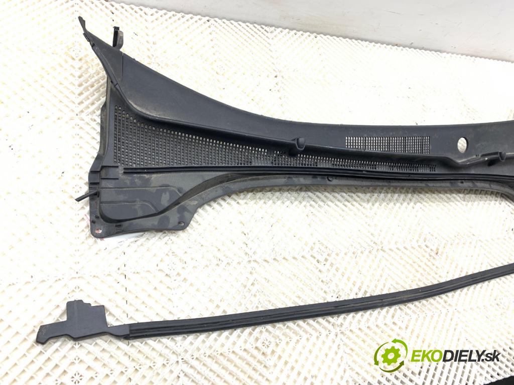 HYUNDAI i30  2024 71 kW 1.5 DPI   (1498 ccm / 71 kW / 97 KM) 1498 torpédo plast pod čelní okno 86150-G4000 (Plast pod čelním sklem)