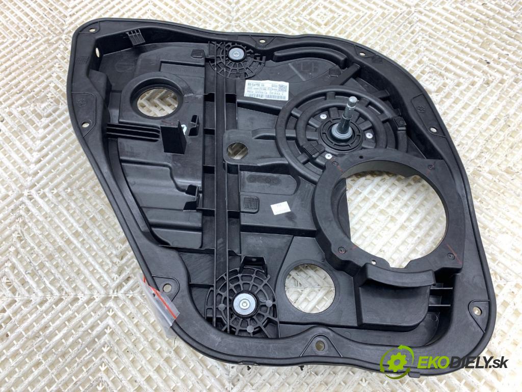 HYUNDAI i30  2024 71 kW 1.5 DPI   (1498 ccm / 71 kW / 97 KM) 1498 Mechanizmus okna ľavy zad 83470-G4080