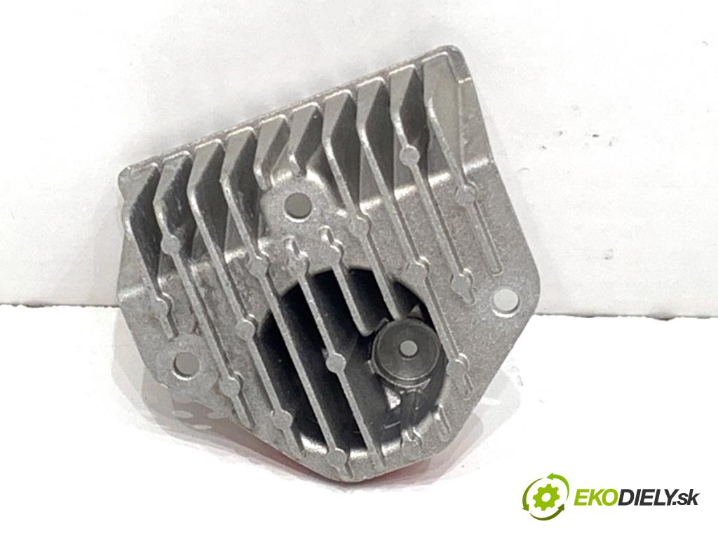 HYUNDAI i30  2024 71 kW 1.5 DPI   (1498 ccm / 71 kW / 97 KM) 1498 Modul LED G492151160