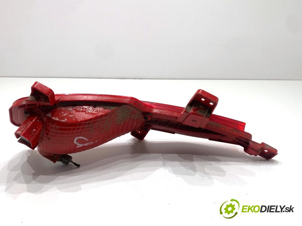 HYUNDAI i30  2024 71 kW 1.5 DPI   (1498 ccm / 71 kW / 97 KM) 1498 Svetlo nárazníka pravy zad 92406-G4500