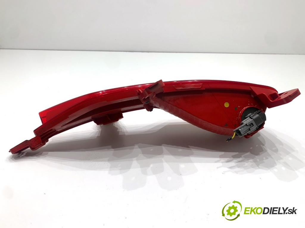 HYUNDAI i30  2024 71 kW 1.5 DPI   (1498 ccm / 71 kW / 97 KM) 1498 Svetlo nárazníka pravy zad 92406-G4500