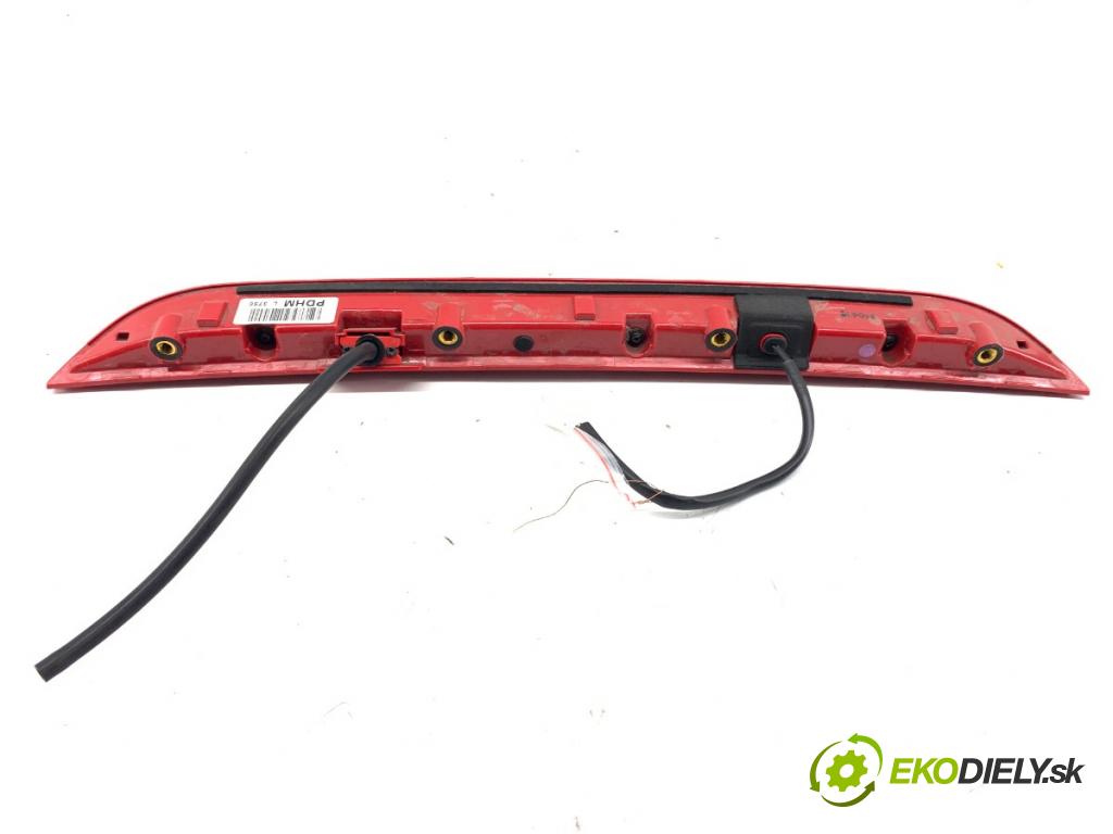 HYUNDAI i30  2024 71 kW 1.5 DPI   (1498 ccm / 71 kW / 97 KM) 1498 světlo brzdových světel 92700-G3