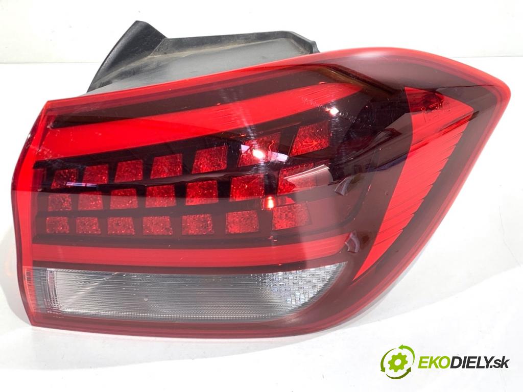 HYUNDAI i30  2024 71 kW 1.5 DPI   (1498 ccm / 71 kW / 97 KM) 1498 světlo pravý zadní část 92402G4500