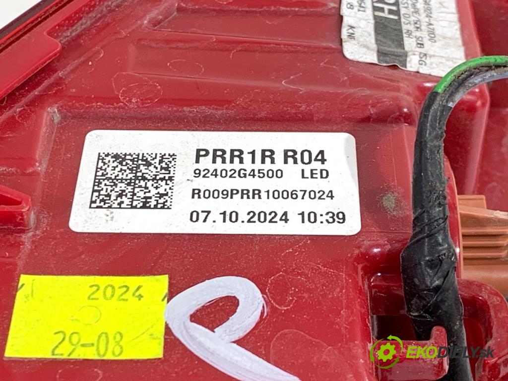 HYUNDAI i30  2024 71 kW 1.5 DPI   (1498 ccm / 71 kW / 97 KM) 1498 světlo pravý zadní část 92402G4500