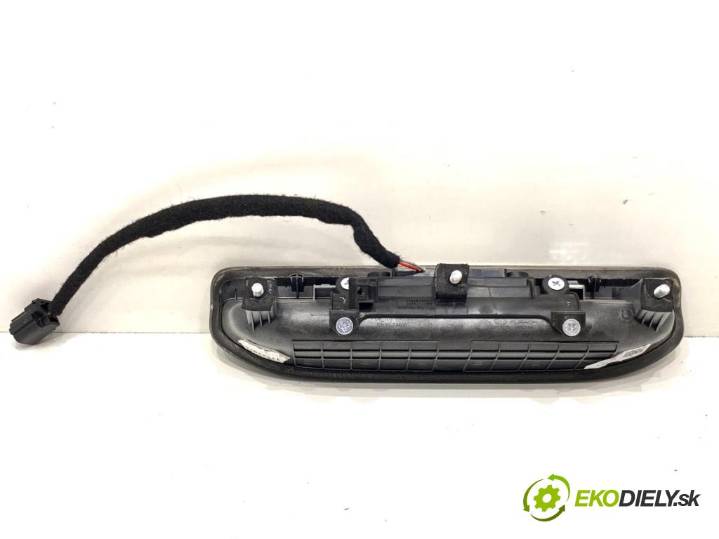 HYUNDAI i30  2024 71 kW 1.5 DPI   (1498 ccm / 71 kW / 97 KM) 1498 Kľučka dverí zad 29111-74400