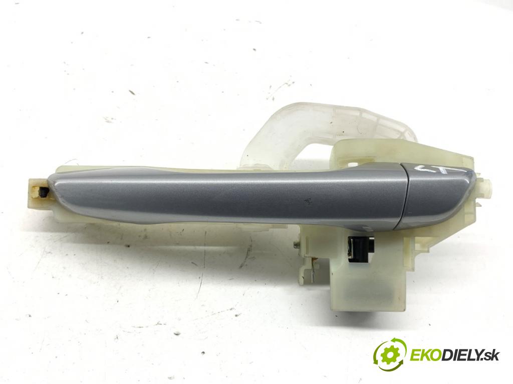 HYUNDAI i30  2024 71 kW 1.5 DPI   (1498 ccm / 71 kW / 97 KM) 1498 klika vnejší levý zadní část 