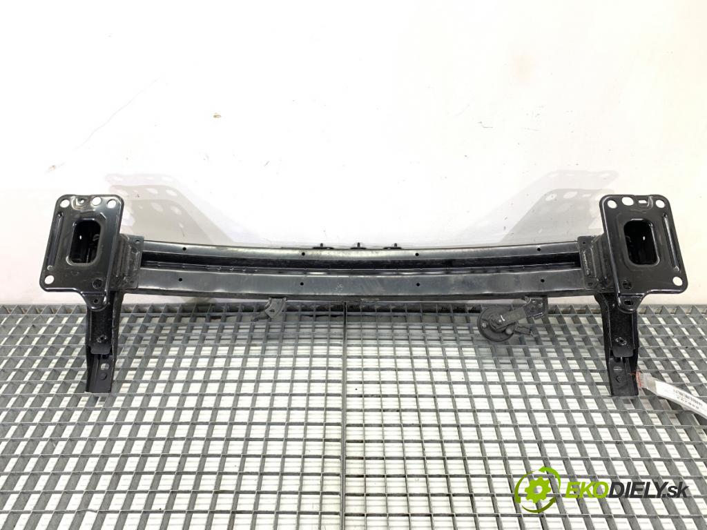 HYUNDAI i30  2024 71 kW 1.5 DPI   (1498 ccm / 71 kW / 97 KM) 1498 výztuha nárazníka přední část  (Přední výztuha)