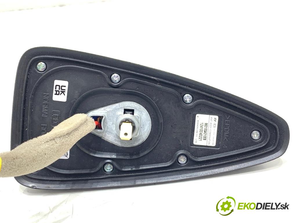 HYUNDAI i30  2024 71 kW 1.5 DPI   (1498 ccm / 71 kW / 97 KM) 1498 ANTENA