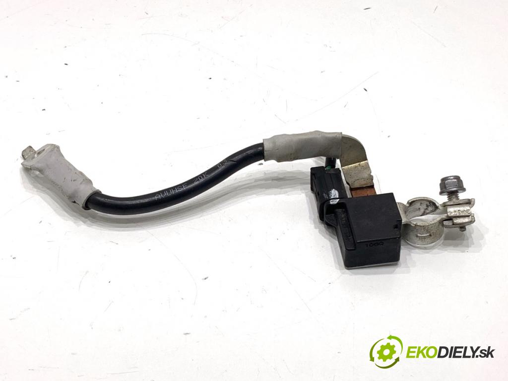 HYUNDAI i30  2024 71 kW 1.5 DPI   (1498 ccm / 71 kW / 97 KM) 1498 svorka MINUS 37180-G4850