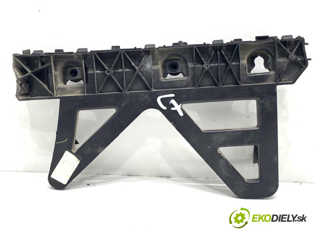 HYUNDAI i30  2024 71 kW 1.5 DPI   (1498 ccm / 71 kW / 97 KM) 1498 úchyt nárazníka levý zadní část 86615-G4000