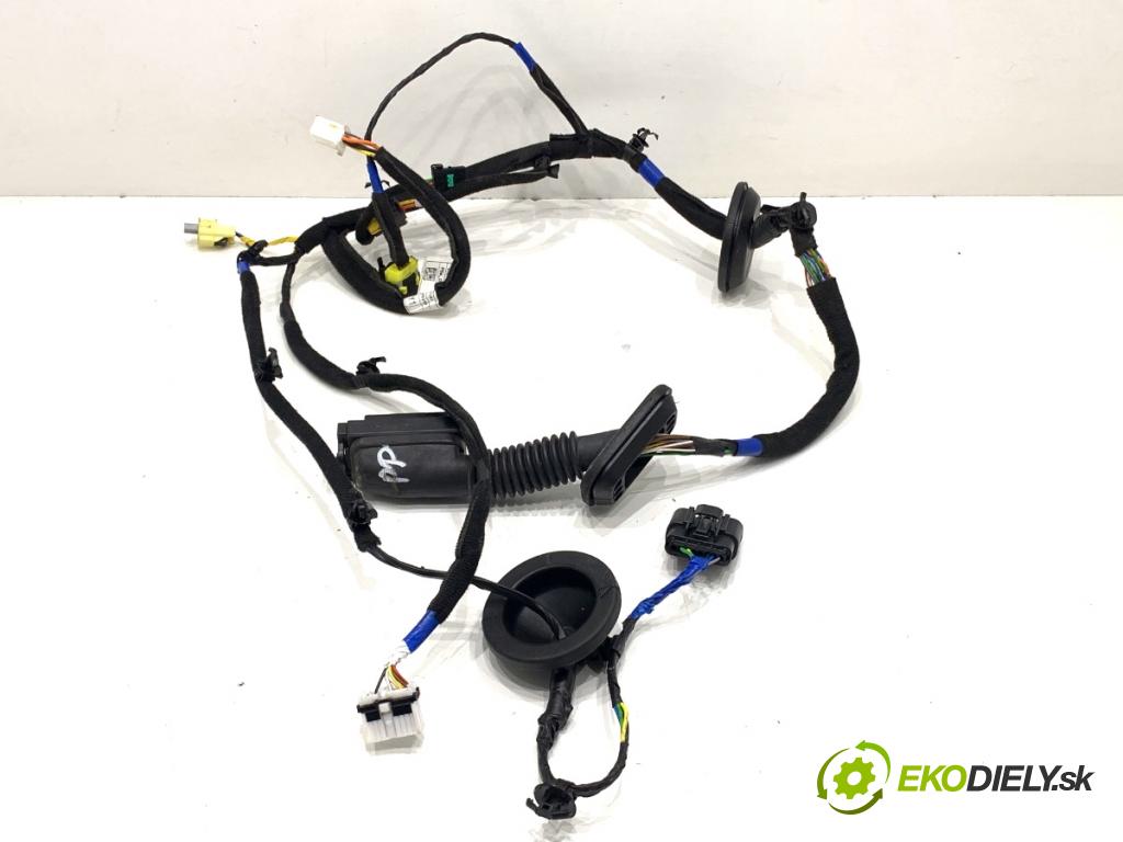 HYUNDAI i30  2024 71 kW 1.5 DPI   (1498 ccm / 71 kW / 97 KM) 1498 Káblovačka Dvere predný pravy 91617-64140