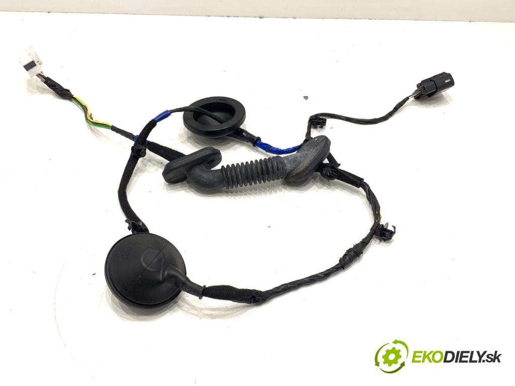 HYUNDAI i30  2024 71 kW 1.5 DPI   (1498 ccm / 71 kW / 97 KM) 1498 Káblovačka Dvere zad pravy 91981-3X030