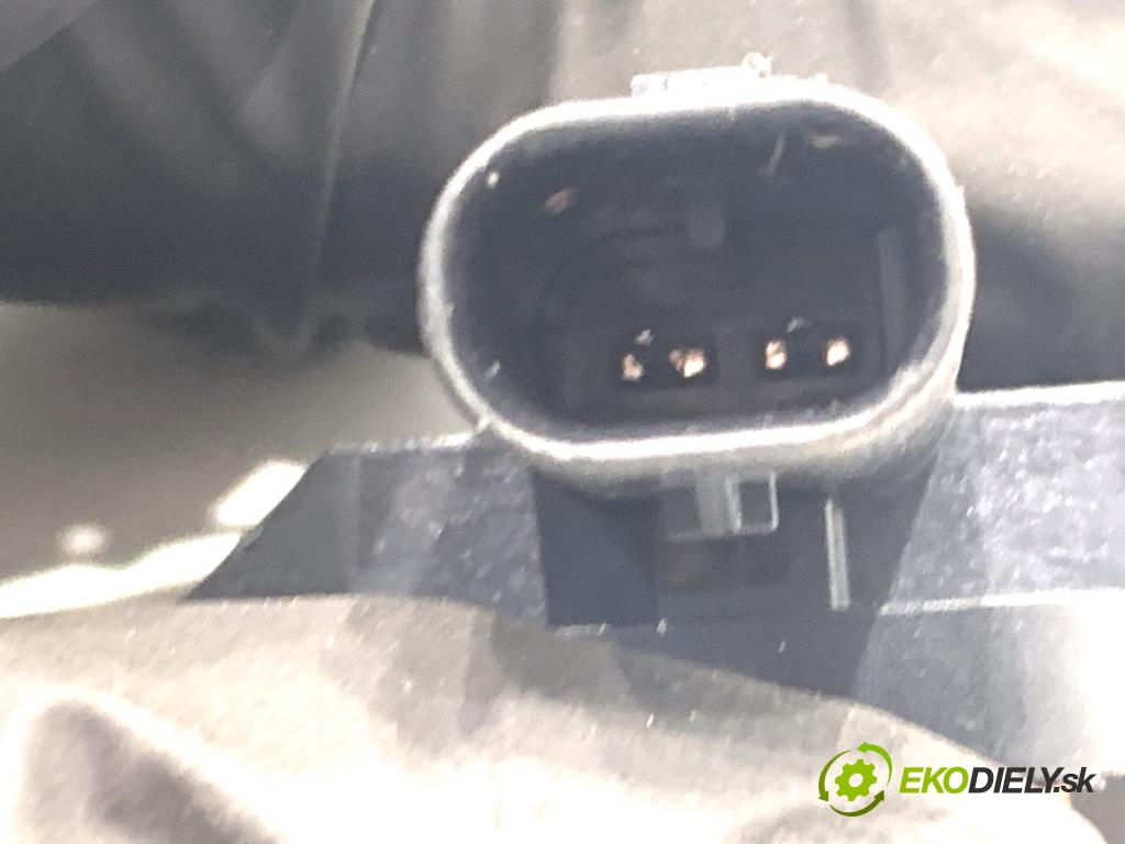 HYUNDAI i30  2024 71 kW 1.5 DPI   (1498 ccm / 71 kW / 97 KM) 1498 Snímač nárazu 95930-CG100 (Snímač nárazu)