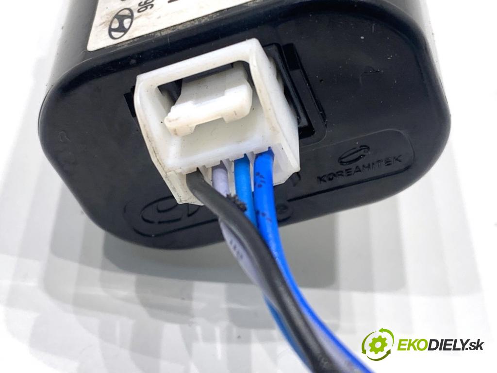 HYUNDAI i30  2024 71 kW 1.5 DPI   (1498 ccm / 71 kW / 97 KM) 1498 HNÍZDO: USB 96125G4200