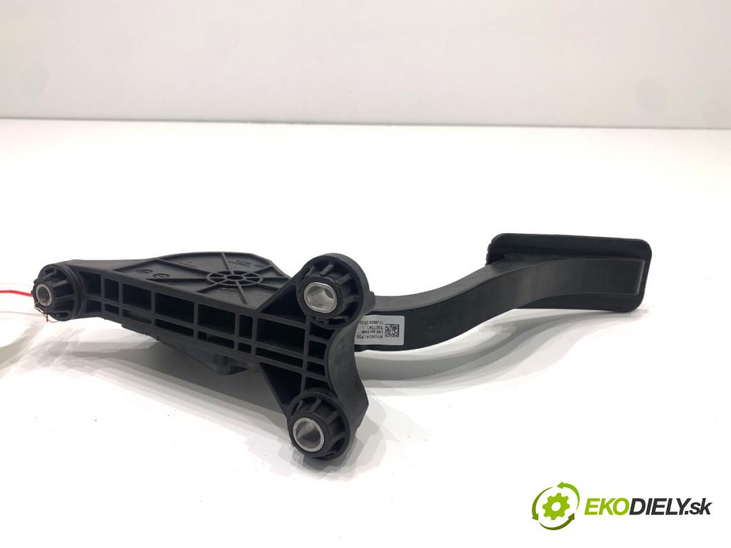 HYUNDAI i30  2024 71 kW 1.5 DPI   (1498 ccm / 71 kW / 97 KM) 1498 potenciometr plynového pedálu 32700-G4200 (Potenciometr plynového pedálu)