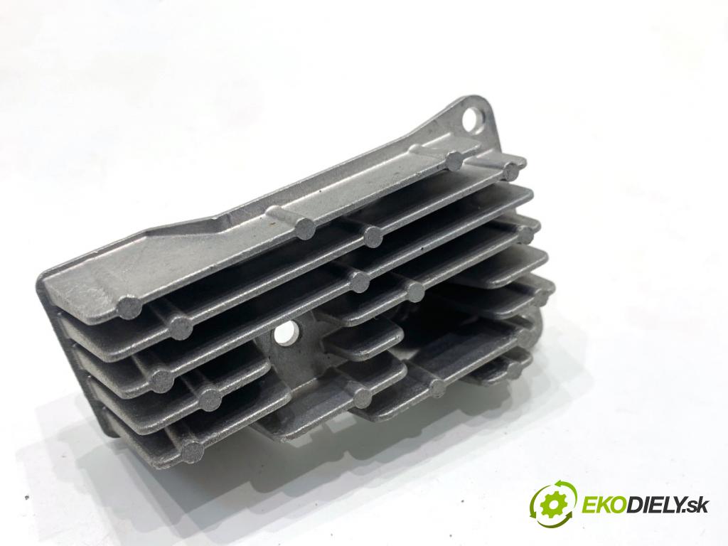 HYUNDAI i30  2024 71 kW 1.5 DPI   (1498 ccm / 71 kW / 97 KM) 1498 Modul LED G492151140