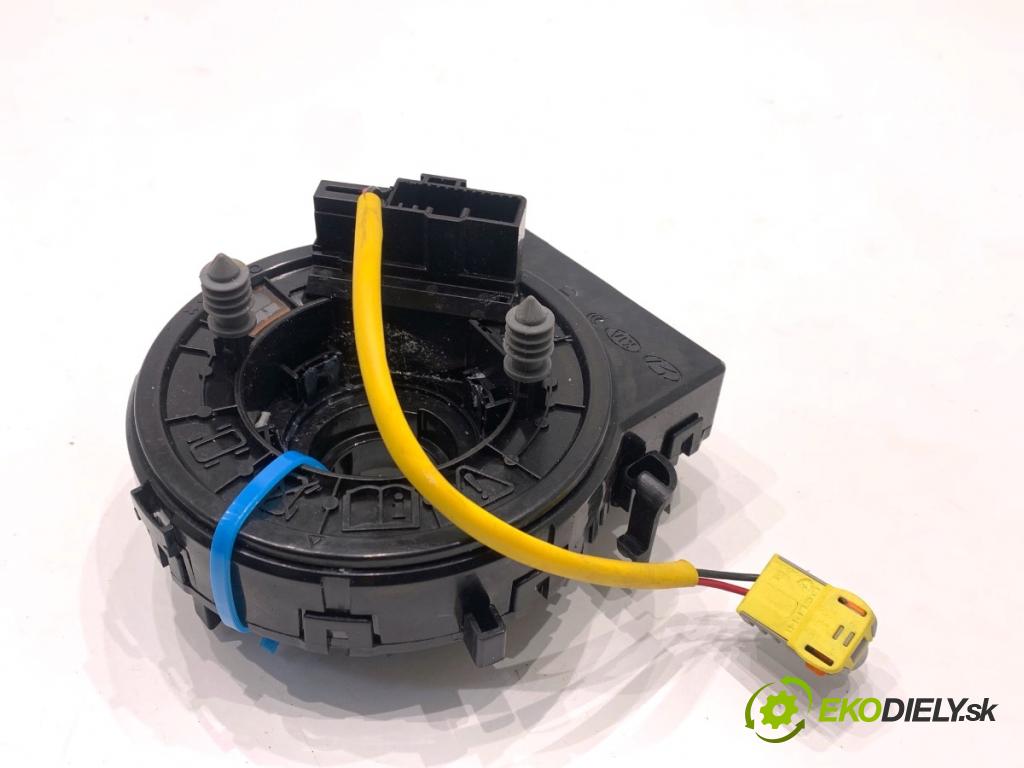 HYUNDAI i30  2024 71 kW 1.5 DPI   (1498 ccm / 71 kW / 97 KM) 1498 kroužek slimák airbag 93490-G4230 (Airbag)