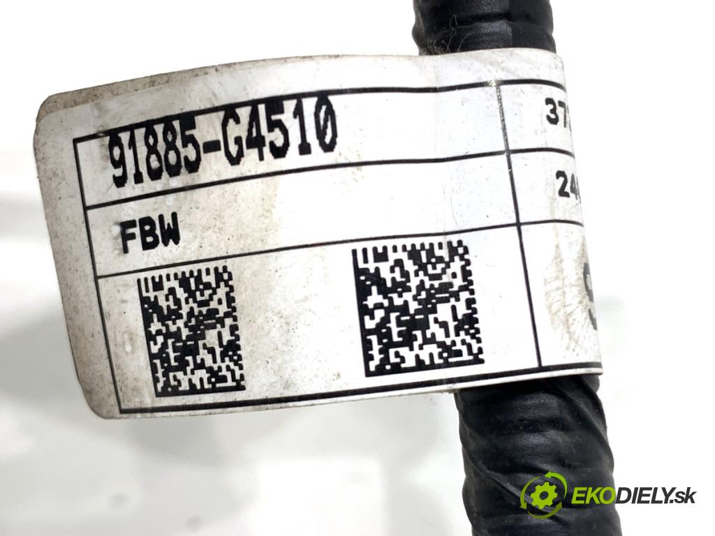 HYUNDAI i30  2024 71 kW 1.5 DPI   (1498 ccm / 71 kW / 97 KM) 1498 káblovačka PDC přední část 91885-G4510