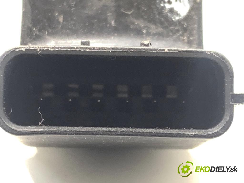 HYUNDAI i30  2024 71 kW 1.5 DPI   (1498 ccm / 71 kW / 97 KM) 1498 Snímač PDC 99310-D2300