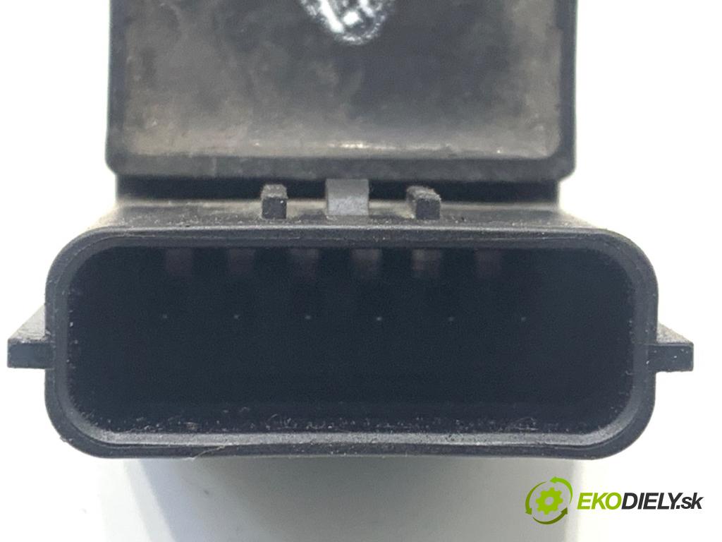 HYUNDAI i30  2024 71 kW 1.5 DPI   (1498 ccm / 71 kW / 97 KM) 1498 Snímač PDC 99310-D2300