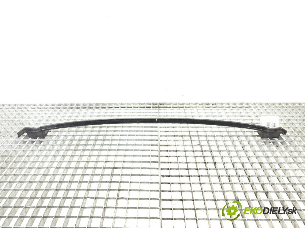 HYUNDAI i30  2024 71 kW 1.5 DPI   (1498 ccm / 71 kW / 97 KM) 1498 výztuha nárazníka přední část dolná 86571-G4000